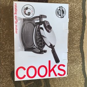 Rotating Waffle Maker